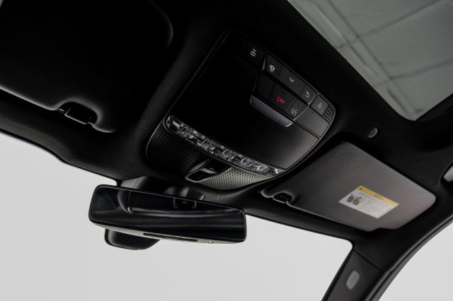 Used 2020 Mercedes-Benz GLC 300 image 20
