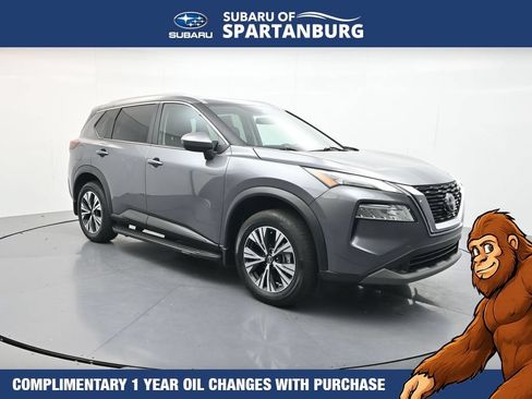 Used 2023 Nissan Rogue SV w/ SV Premium B Package FWD image 1
