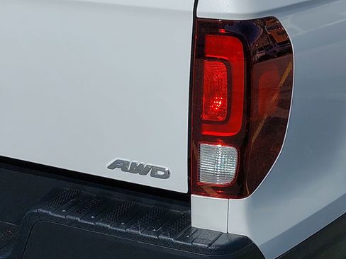 Certified 2023 Honda Ridgeline RTL image 35