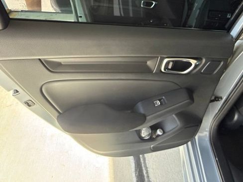 Used 2024 Honda Civic Sport image 13