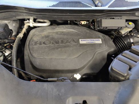 Used 2016 Honda Pilot Touring image 30