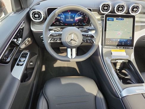 New 2026 Mercedes-Benz GLC 300 4MATIC image 18