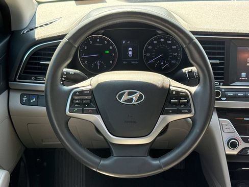 Used 2017 Hyundai Elantra SE w/ SE A/T Tech Package 03 FWD image 13