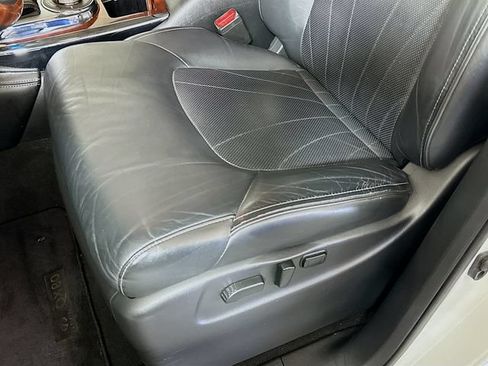 Used 2016 INFINITI QX80 4WD w/ Deluxe Technology Package image 24