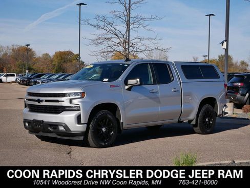 Used 2019 Chevrolet Silverado 1500 RST image 1