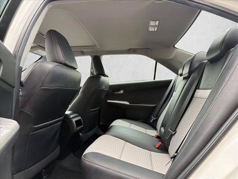 Used 2013 Toyota Camry SE FWD image 22