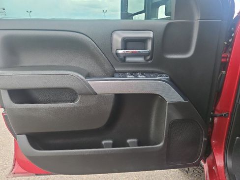 Used 2019 Chevrolet Silverado 2500 LT w/ LT Convenience Package image 10