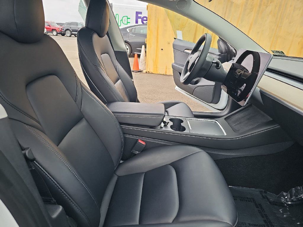 Used 2023 Tesla Model 3 Standard Range RWD image 11