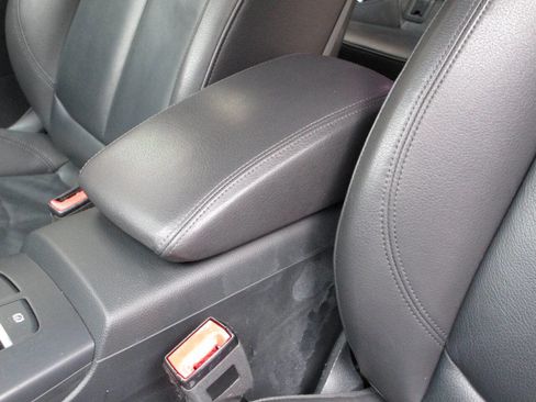 Used 2017 Audi A3 2.0T Premium w/ Convenience Package image 22