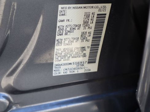 Used 2021 Nissan Titan PRO-4X w/ Pro-4x Convenience Package AWD/4WD image 32