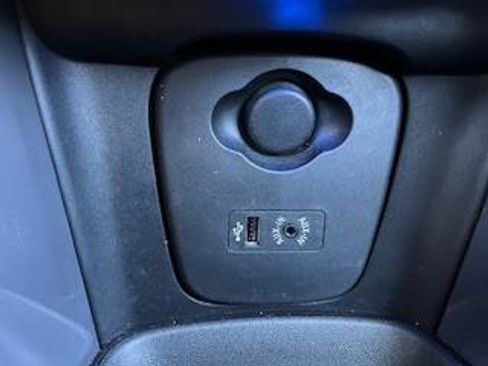 Used 2017 MINI Cooper Convertible image 24