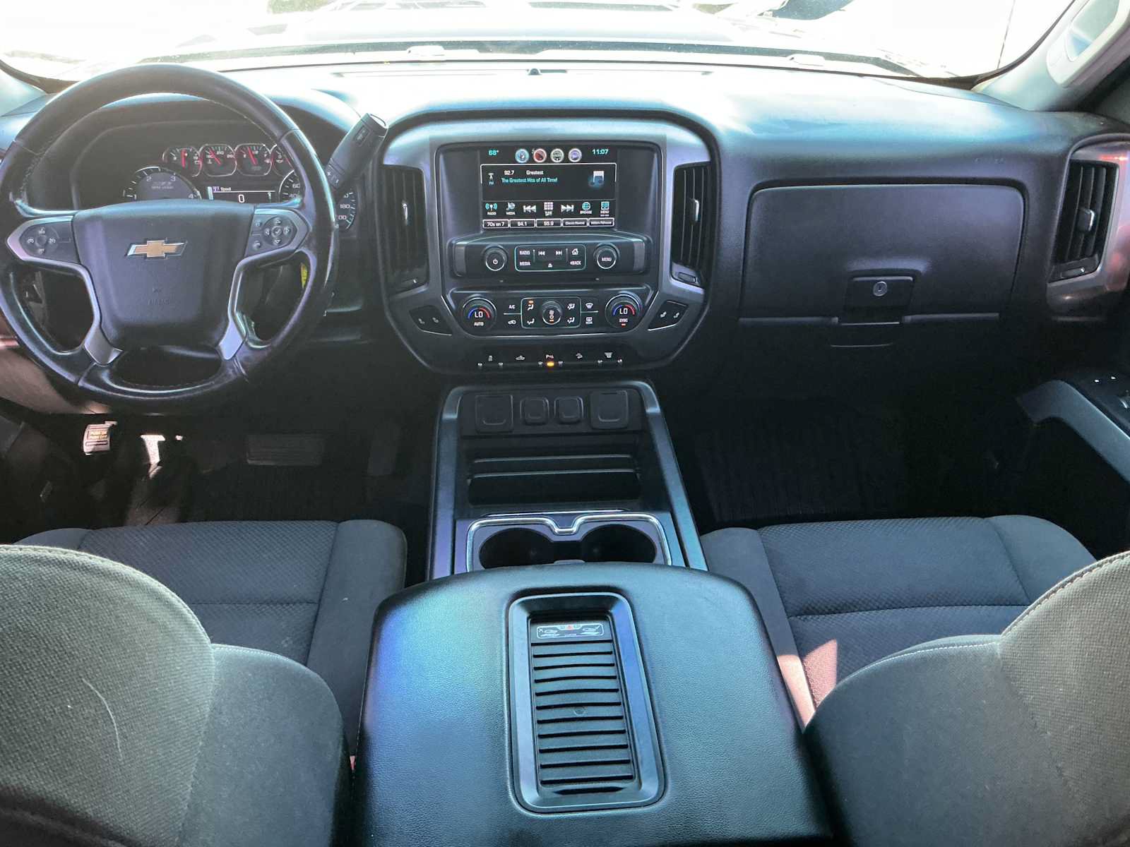 Used 2019 Chevrolet Silverado 2500 LT w/ Midnight Edition AWD/4WD image 7