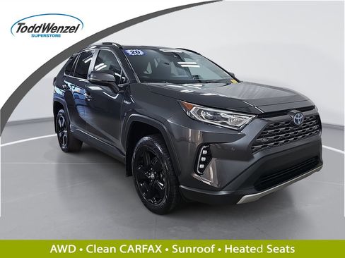 Used 2020 Toyota RAV4 Limited image 1