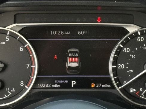 Used 2024 Nissan Rogue SV image 15