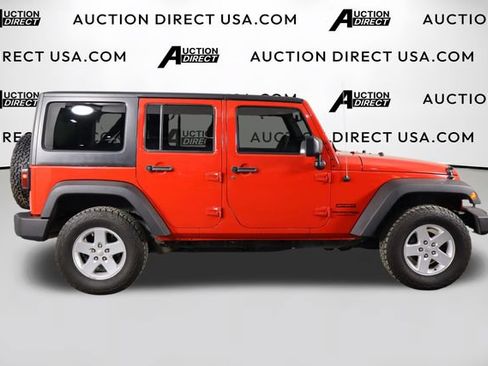 Used 2018 Jeep Wrangler Unlimited Sport S AWD/4WD image 32
