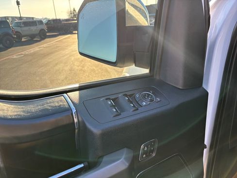 Used 2020 Ford F150 Platinum w/ Equipment Group 701A Luxury image 24