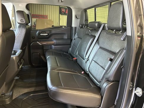 Used 2020 Chevrolet Silverado 1500 RST w/ Texas Edition AWD/4WD image 12