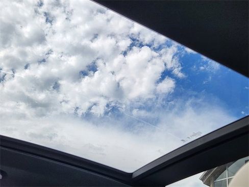 Certified 2025 Mercedes-Benz GLC 300 4MATIC image 22