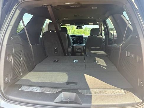 Used 2025 GMC Yukon Denali AWD/4WD image 26