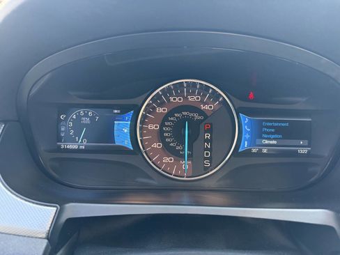 Used 2013 Ford Edge SEL image 14