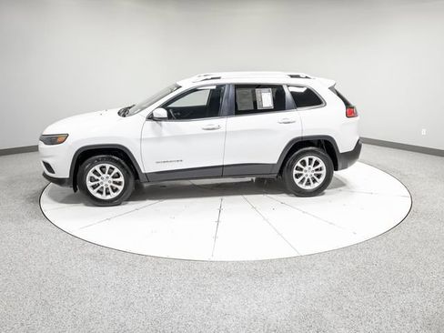 Used 2019 Jeep Cherokee Latitude w/ Popular Appearance Group AWD/4WD image 31