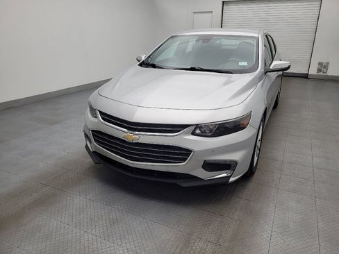 Used 2018 Chevrolet Malibu LT w/ Driver Confidence Package image 15