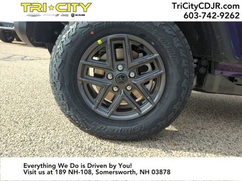 New 2026 Jeep Gladiator Sport image 20