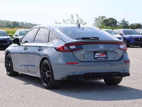 Used 2023 Honda Civic Sport image 11