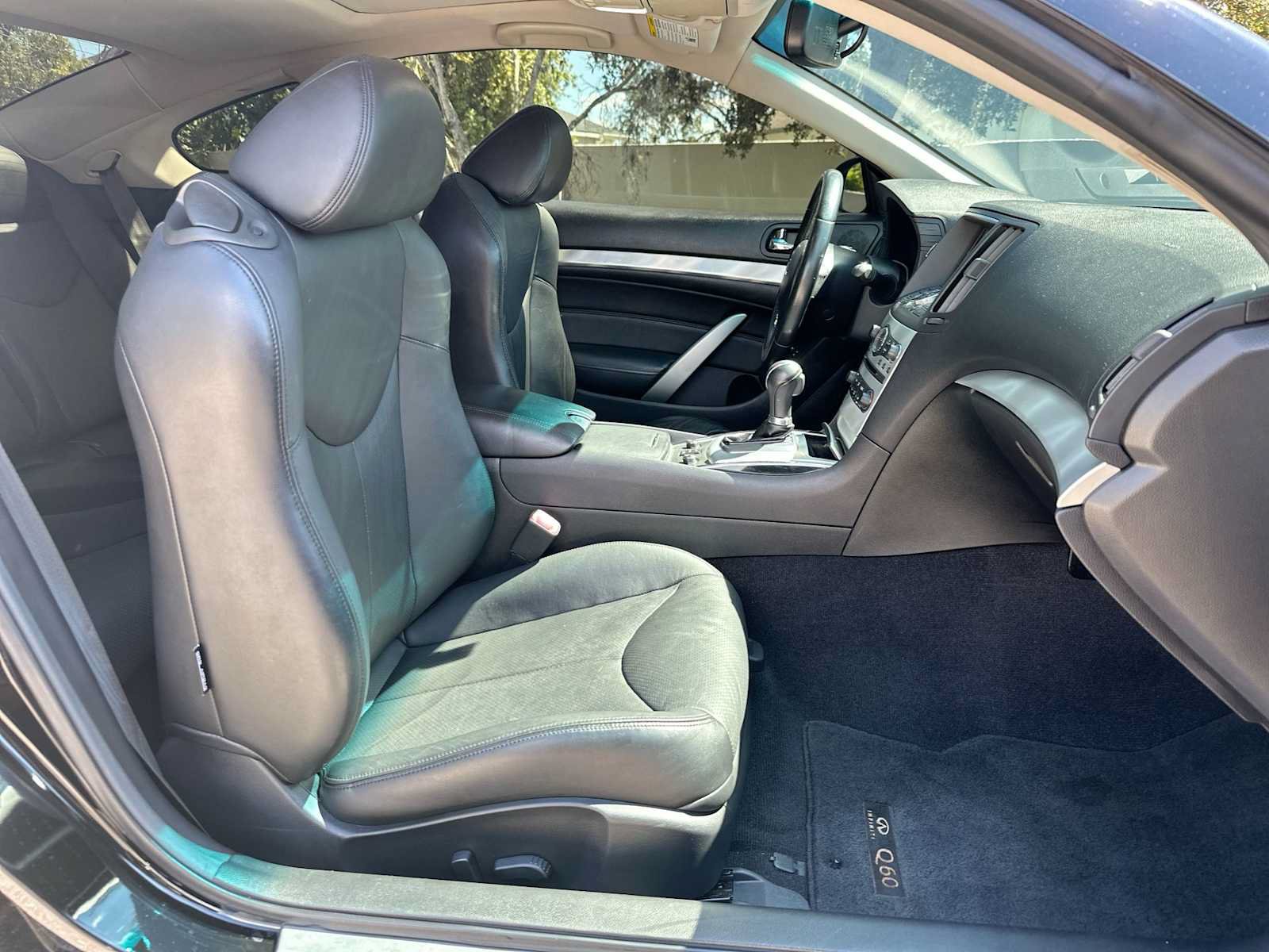 Used 2015 INFINITI Q60 AWD Coupe w/ Premium Package image 20