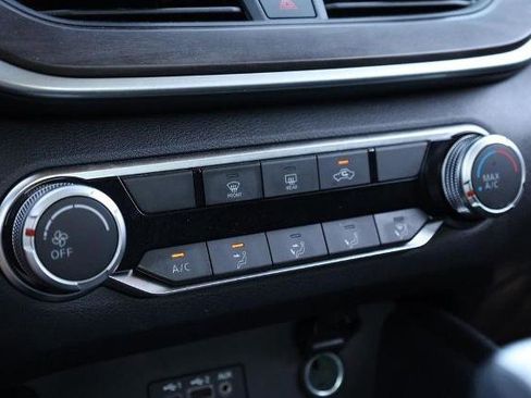 Certified 2025 Nissan Altima 2.5 SV image 13