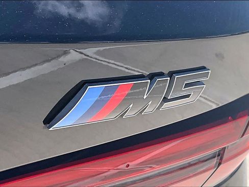 Used 2025 BMW M5 Touring AWD/4WD image 9