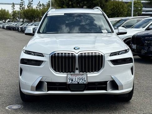 Used 2026 BMW X7 xDrive40i AWD/4WD image 4