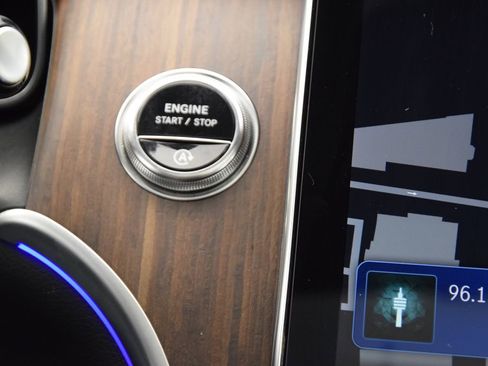 Certified 2026 Mercedes-Benz GLC 300 image 32