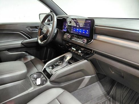 Certified 2023 Chevrolet Colorado LT w/ LT Convenience Package III image 33