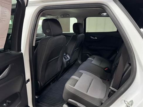 Certified 2025 Chevrolet Blazer LT w/ Convenience Package AWD/4WD image 15