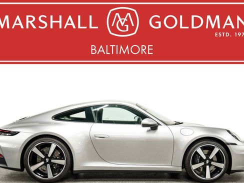 Used 2025 Porsche 911 Carrera image 1