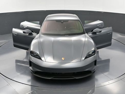 New 2026 Porsche Taycan image 35