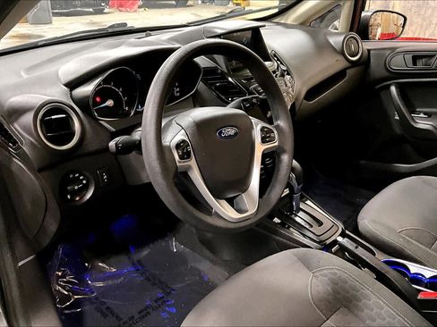 Used 2018 Ford Fiesta SE w/ Equipment Group 201A image 18