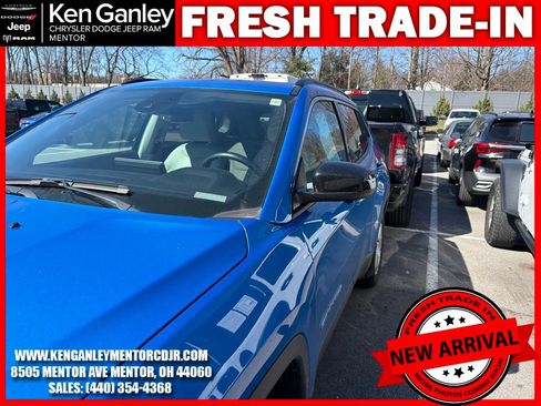 Used 2022 Jeep Compass Latitude w/ Sun and Sound Group image 7