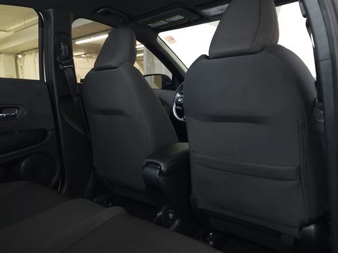 Used 2021 Honda HR-V Sport image 19