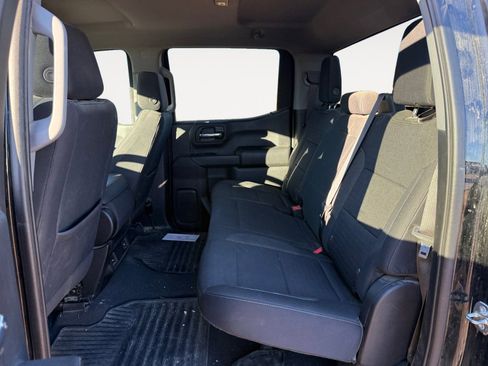 Used 2023 Chevrolet Silverado 1500 Custom image 13