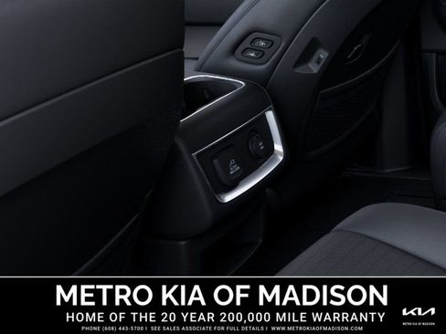 New 2026 Kia Carnival SX Prestige FWD image 26