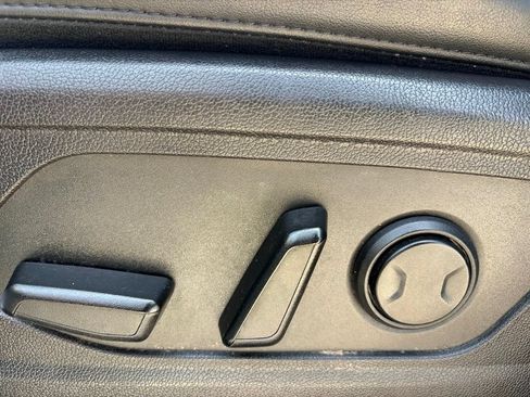Used 2022 Kia Sorento S AWD/4WD image 43