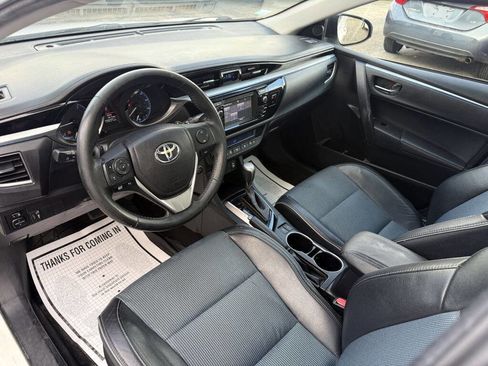 Used 2015 Toyota Corolla S image 12