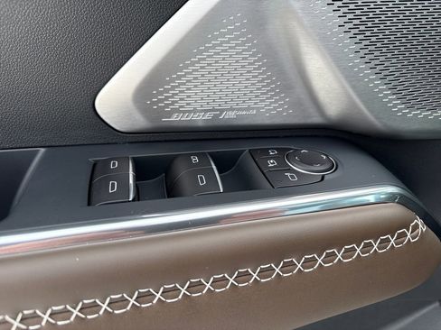 New 2026 GMC Acadia Denali Ultimate image 14