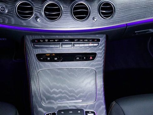 Used 2022 Mercedes-Benz E 53 AMG 4MATIC Sedan image 24