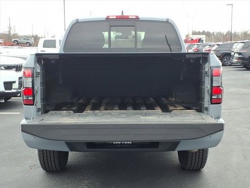 Used 2022 Nissan Frontier PRO-4X w/ Technology Package image 28