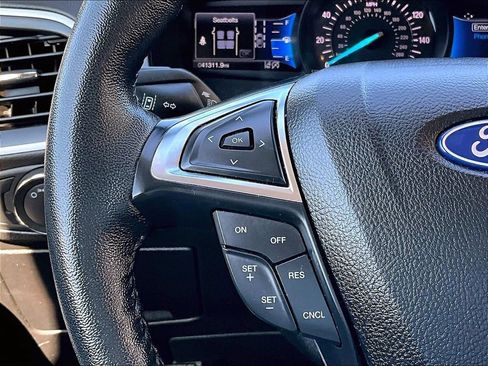 Used 2022 Ford Edge SEL AWD/4WD image 14