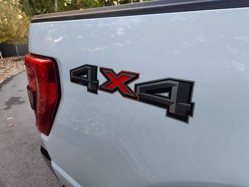 Used 2022 Ford F150 XLT image 16