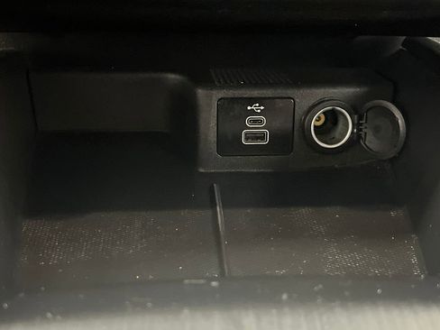 Used 2024 Ford Escape ST-Line image 40